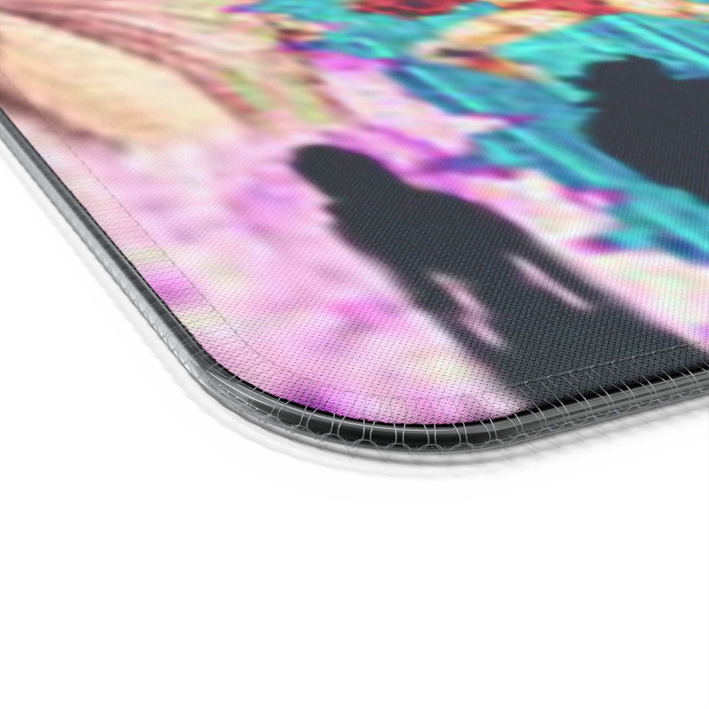 One Piece LED Gaming Mouse Pad, Wireless Charging