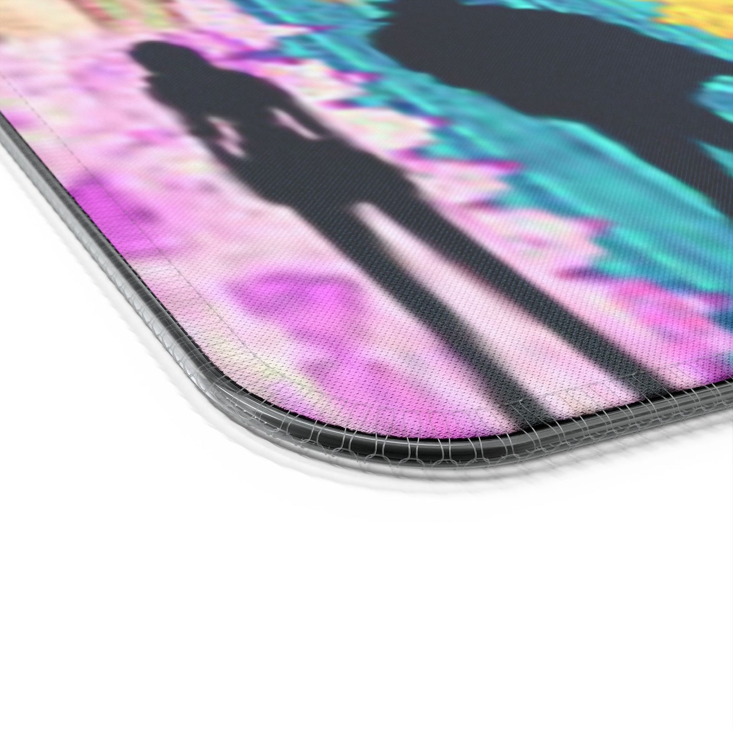 One Piece LED Gaming Mouse Pad, Wireless Charging